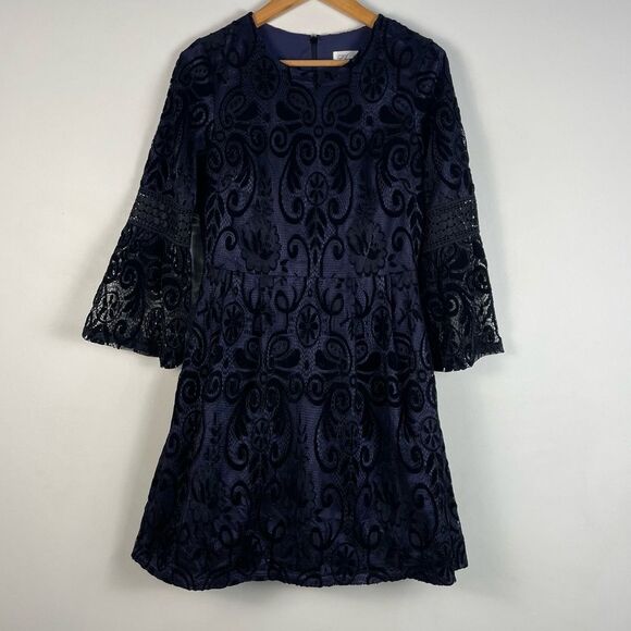 Eliza J Black Blue Burnout Velvet Lace Bell‎ Sleeve Fit and Flare Dress Size 4 - Picture 2 of 14